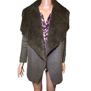 Umgee Olive Green Faux Suede & Fur Sweater Cardigan Wrap Size‎ Small